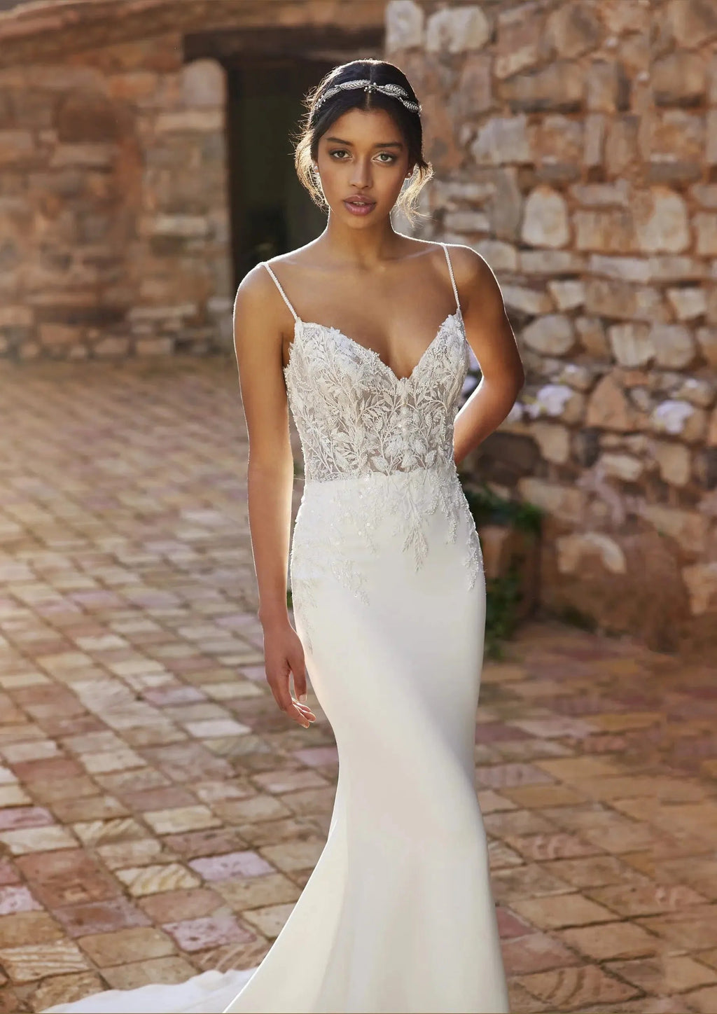 Stunning Lingerie Bodice in Lace Wedding Dress Vestido De Novia Bridal Gown Court Train Princess Modern Mermaid Bow Satin