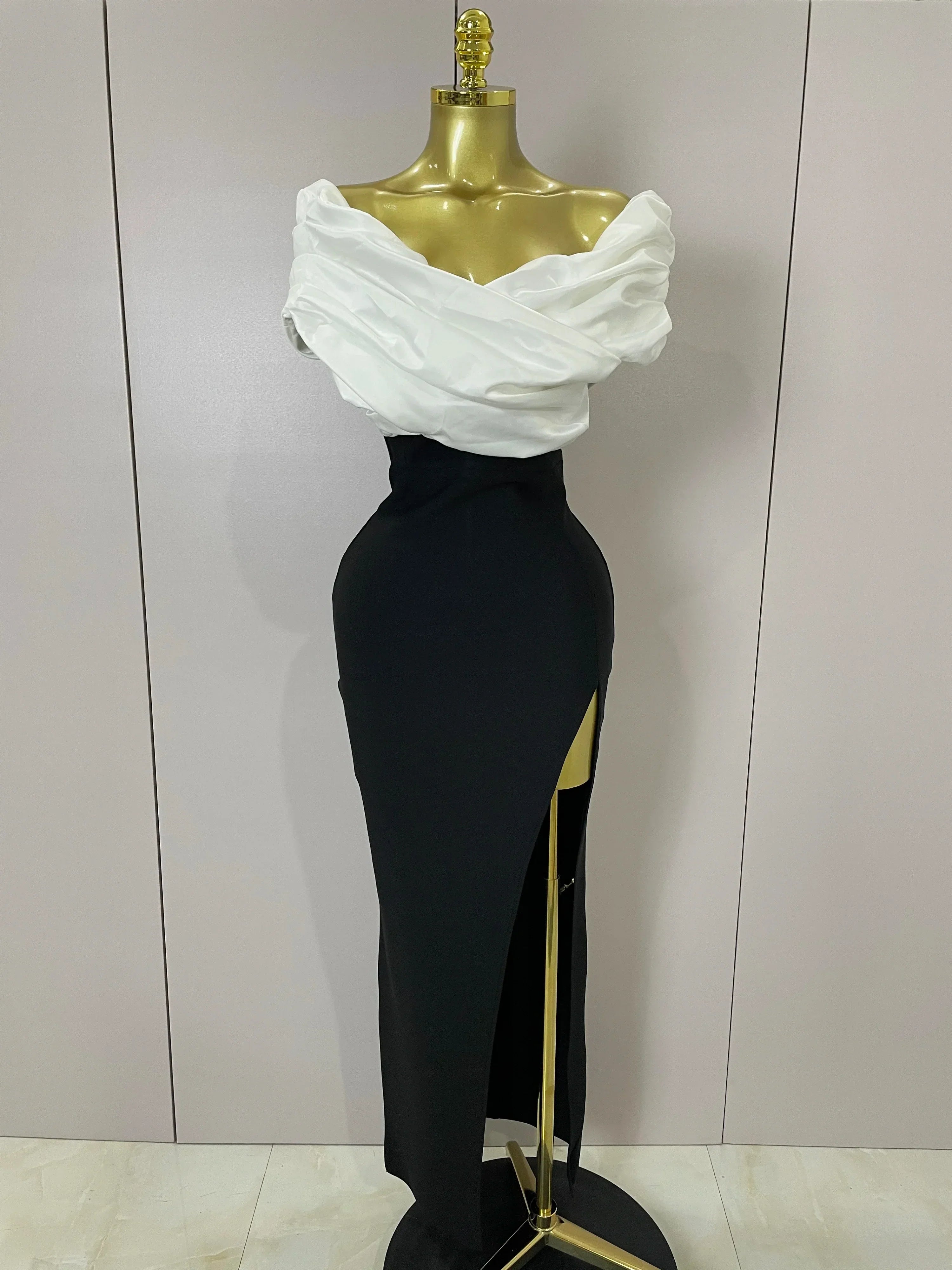 Sexy Off-Shoulder Side Slit Solid Color Pleat Skirt Strapless Bandage Women Evening Luxury Birthday Formal Party Dress WHITE