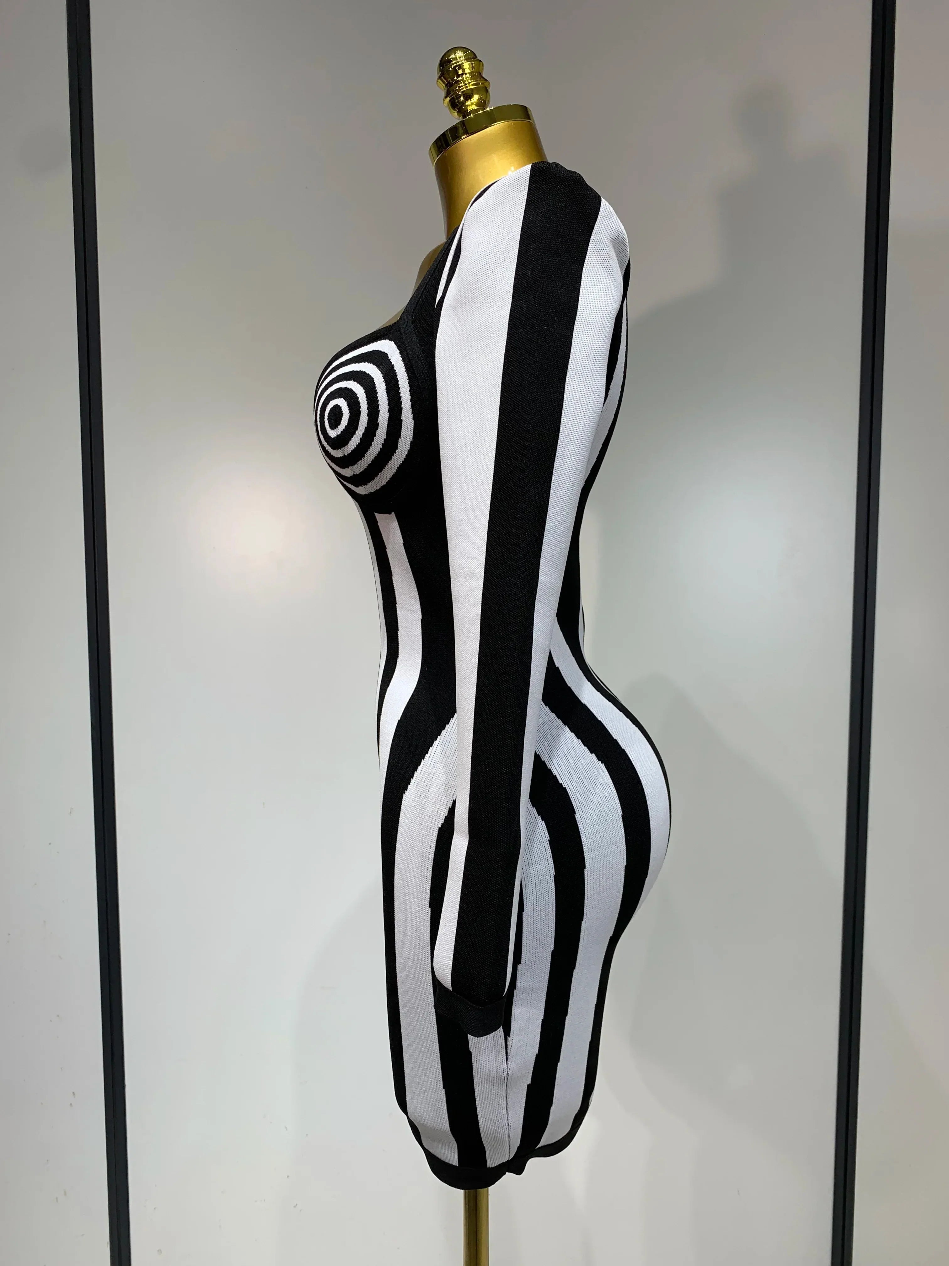 WomenLuxury Sexy Long Sleeve Stripe Black White Mini Bandage Dress  Knitted Celebrity Elegant Evening Club Birthday Dresses