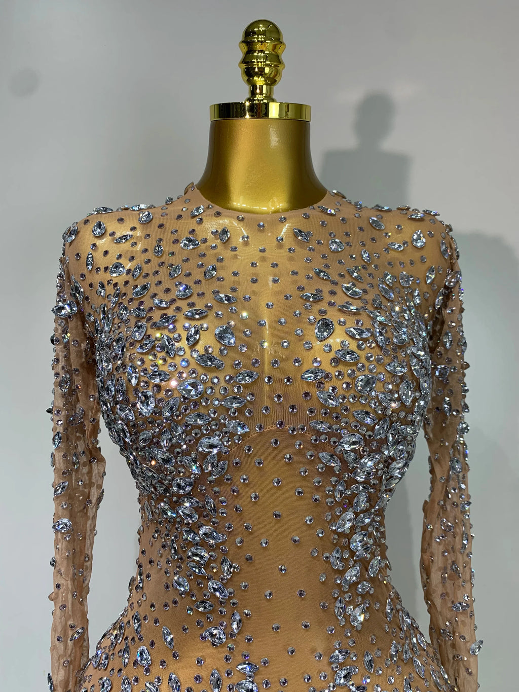 Women Sexy Long Sleeve Bodycon Dress Luxury Birthday Evening Party Glitter Rhinestones Mesh See Through Prom Gown Stage Outfit
