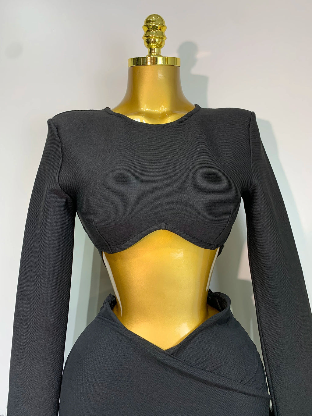 Luxury Birthday Dress Women Sexy Long Sleeve Feather Black Mesh Mini Bodycon Bandage Dress Elegant Evening Club Party Dress ﻿