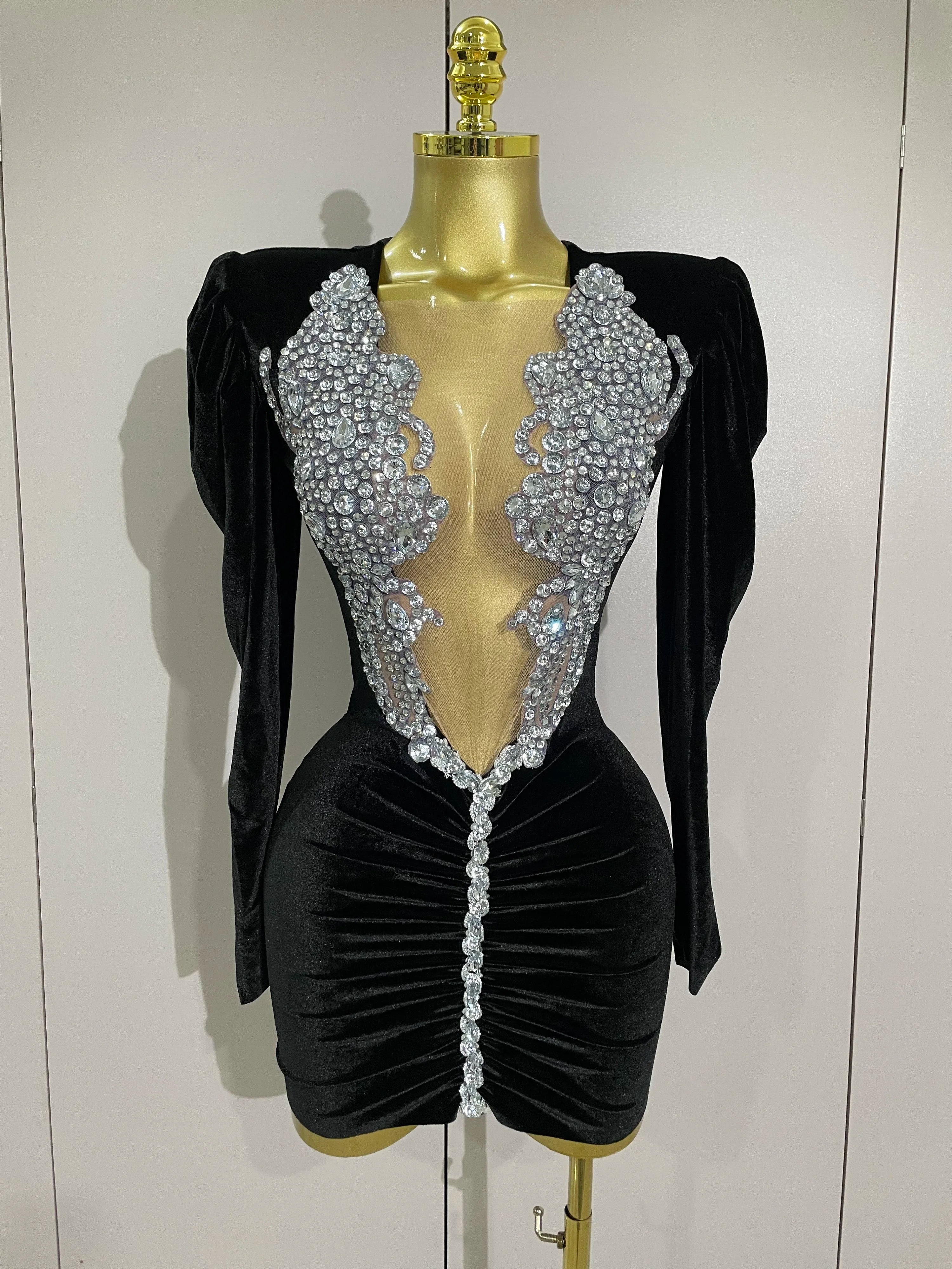 Luxury Sparkly Crystals Sexy Mesh White Velvet Short Dress Women Elegant Evening Prom Birthday Party Dresses Stage Costume black
