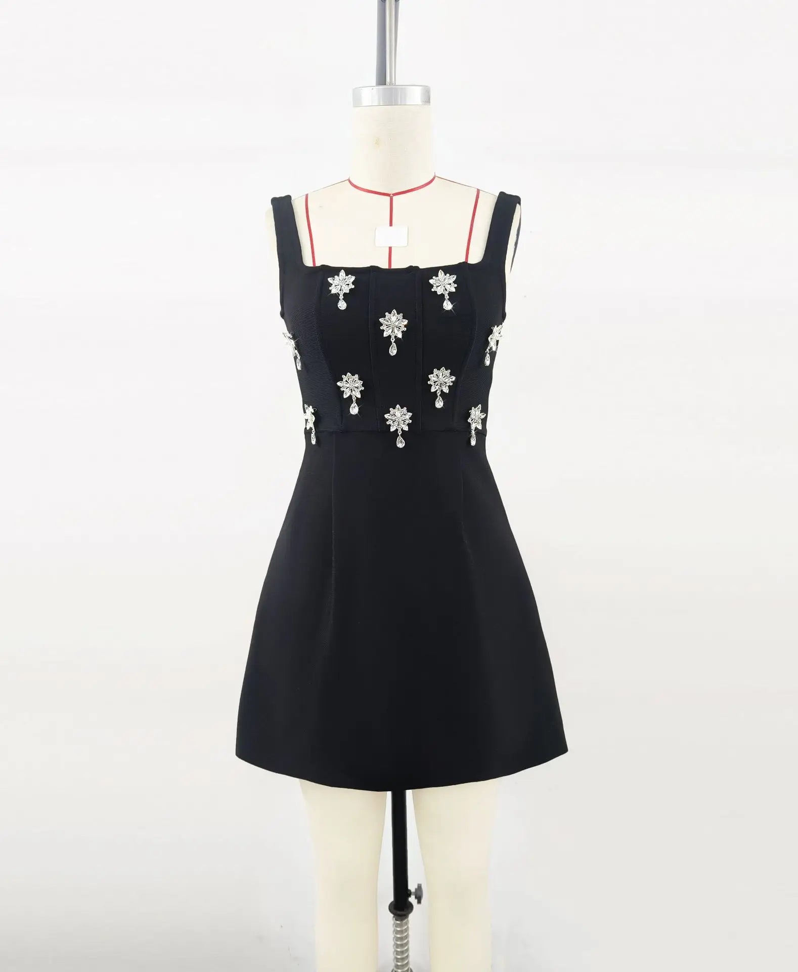 Women Sleeveless Sexy Square Collar A-Line Bodycon Mini Dress Fashion Celebrate Birthday Party Evening Dress