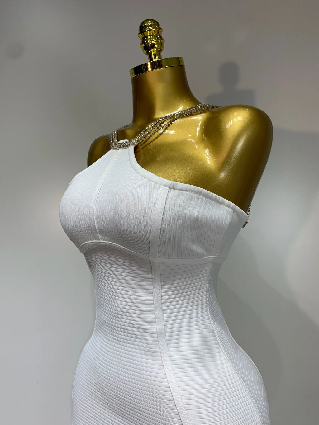 Sexy Sling Backless Crystal Diamonds Chain Bodycon Bandage Dress  White Elegant Evening Club Luxury Birthday Party Dresses