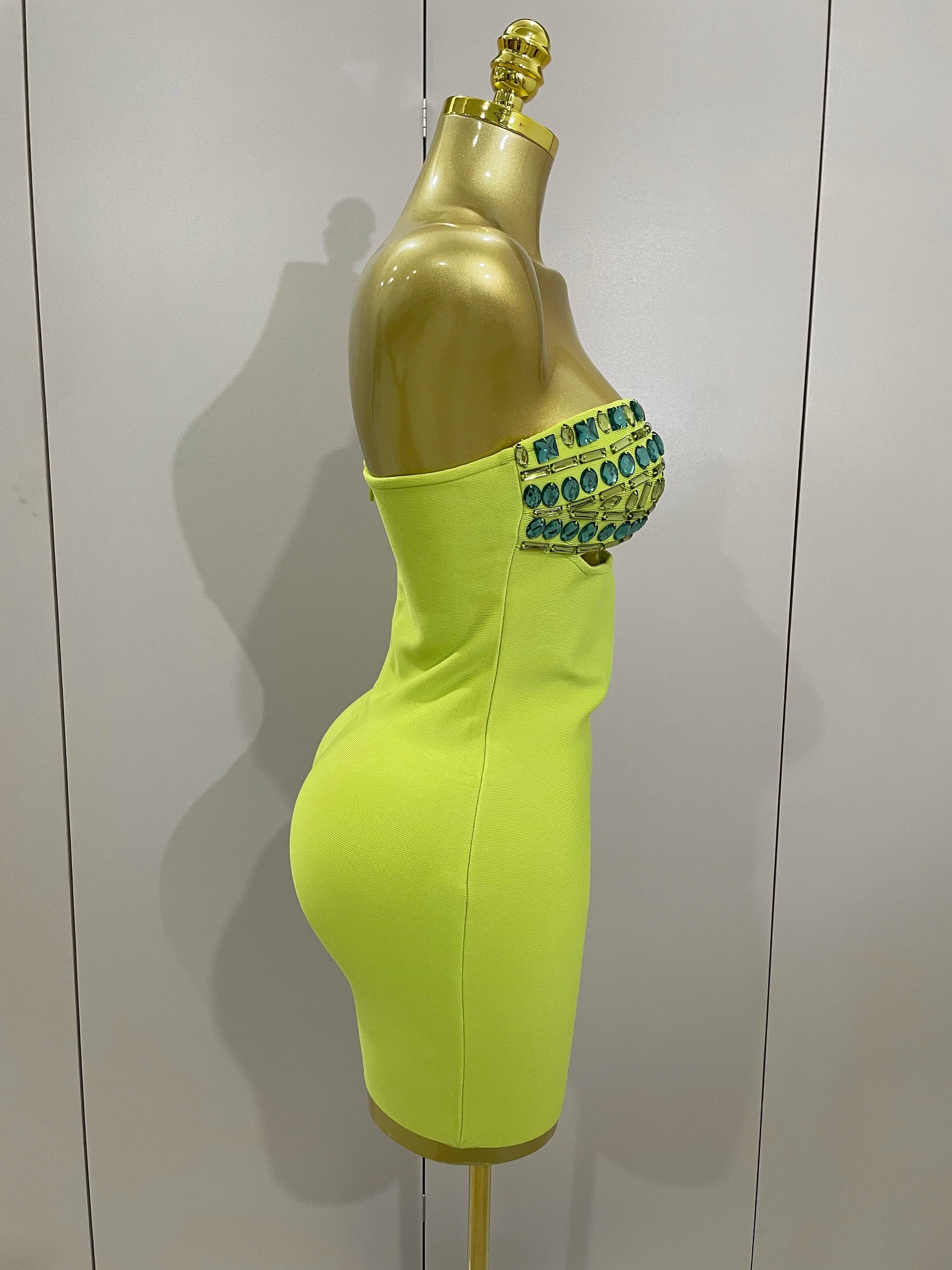 Luxury Sexy Strapless Sparkly Diamond Cut Out Bodycon Bandage Dress Women Celebrity Elegant Evening Party Birthday Outfit