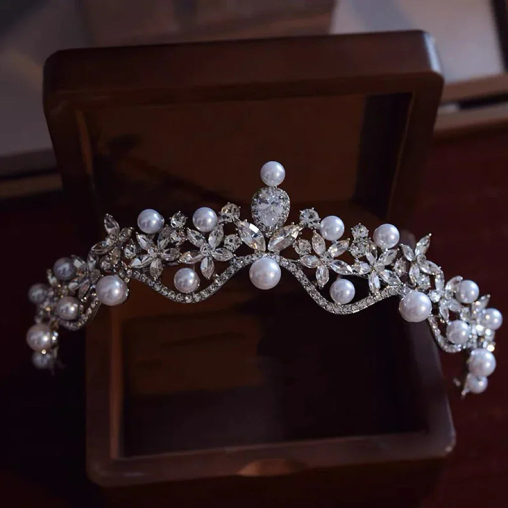 Crystal Rhinestones Tiaras and Crowns Pearl Diadem Women Bride Prom Pageant Headband Bridal Hair Jewelry Wedding Accessories a