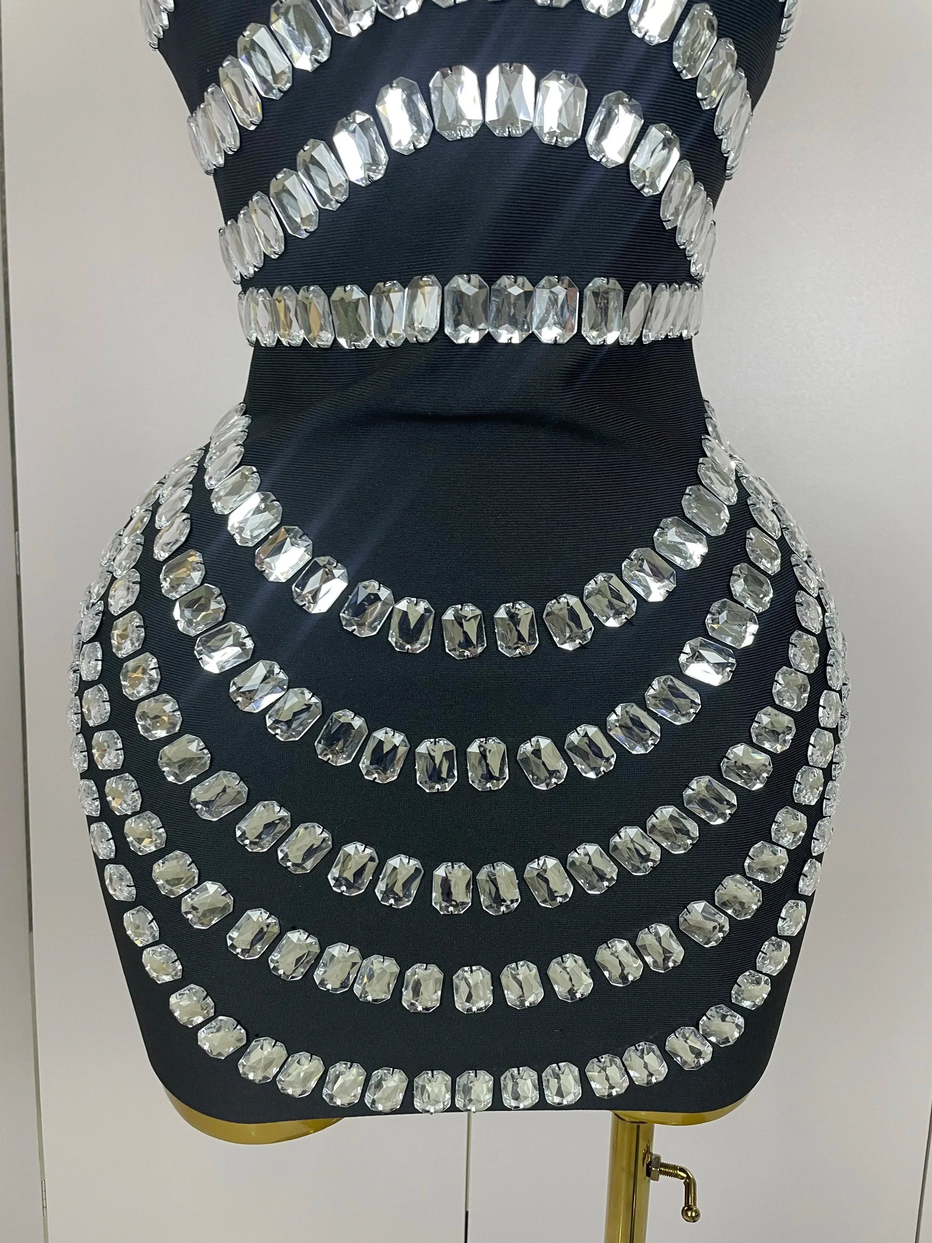 Women  Sparkly Rhinestones Bodycon Strapless Mini Bandage Dress Backless Fashion Evening Party Club Luxury Birthday Dresses