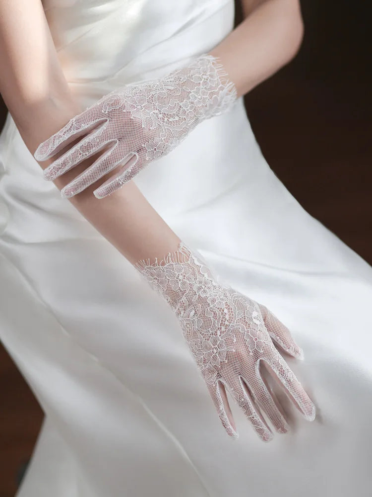 Short Bridal Gloves Vintage Flower Long Wristband Wedding Glove For Women Girl Party Evening Dress Jewelry Bride Accessories