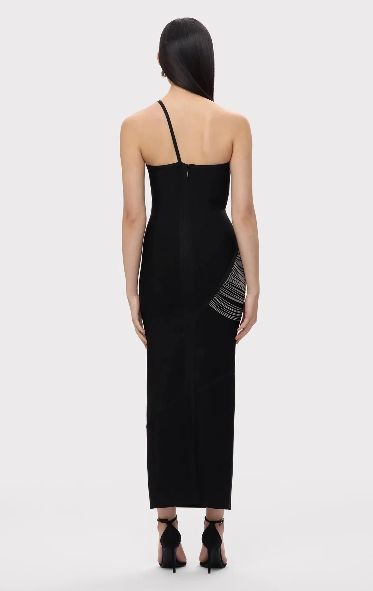 Arrival Women Sexy Halter Off the Shoulder Silver Tassels Bodycon Long Bandage Dress Evening Party Celebrate Cocktail Wear