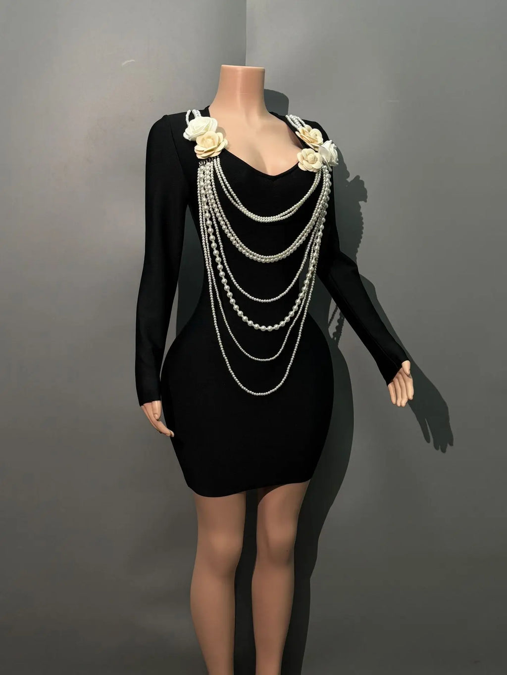Black Color Women Long Sleeve Pearl Beading Bodycon Mini Bandage Dress Nightclub Party Celebrate Birthday Vacation Outfit