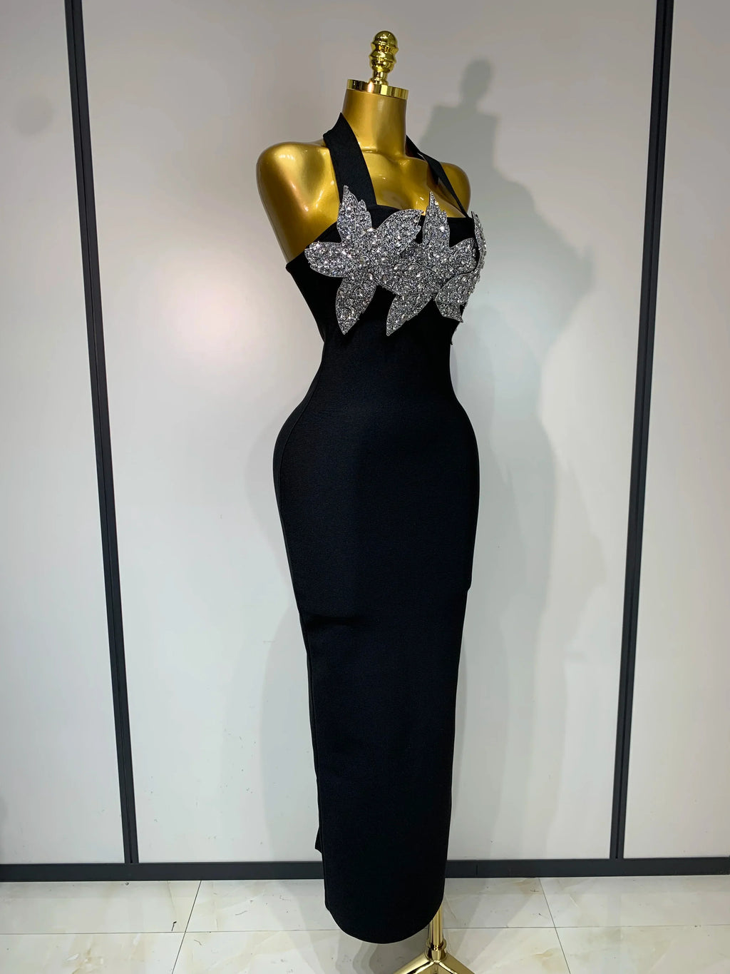 Women Sexy Sleeveless Halter Backless Shiny Diamond Flower Bodycon Bandage Dress Celebirty Elegant Evening Party Birthday Dress
