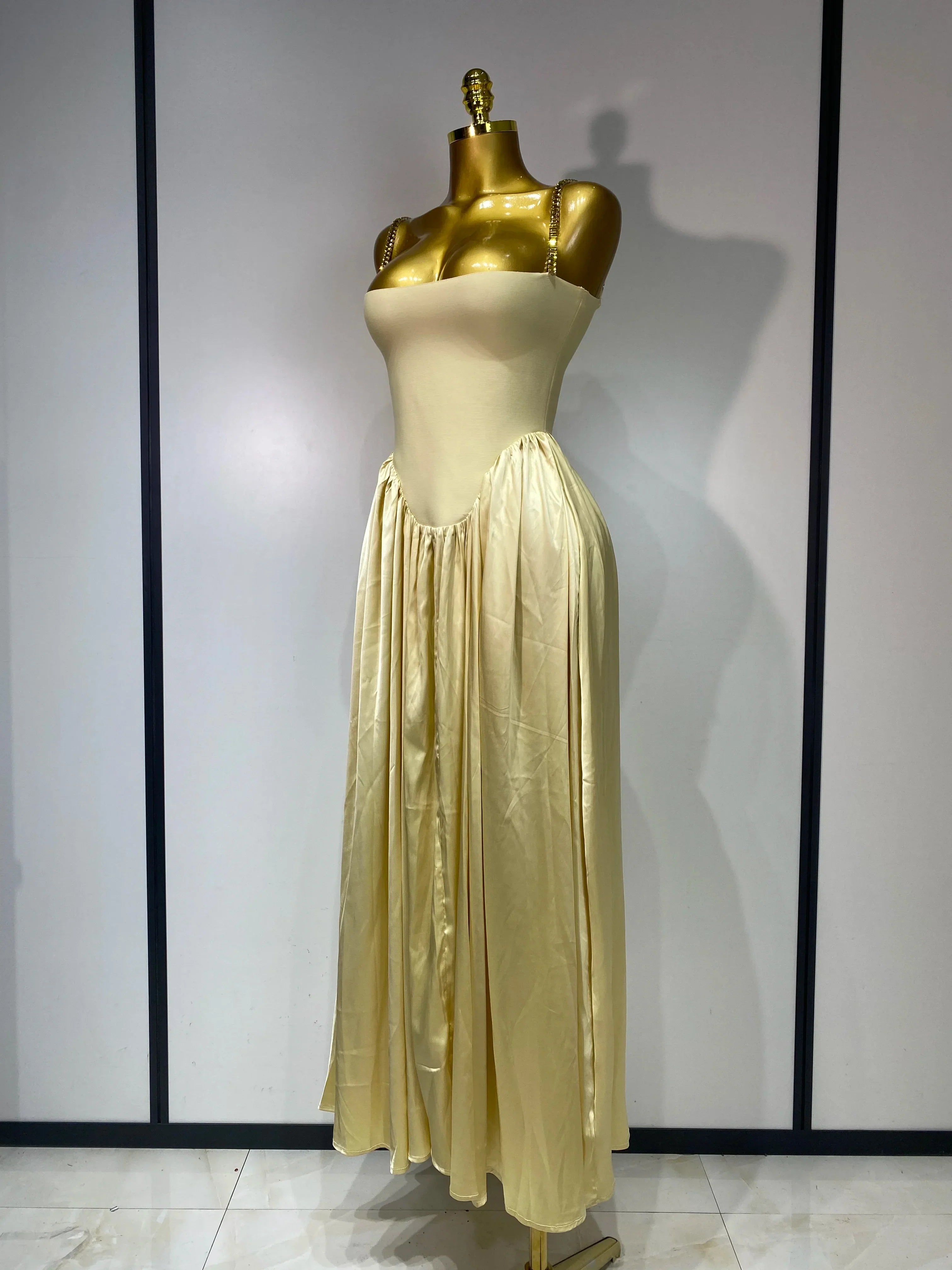 Women Sexy Strap Chain Sleeveless Long Dress Fashion Slimming Hundred Fold Dresses Elegant Evening Party Wedding Guest Gowns