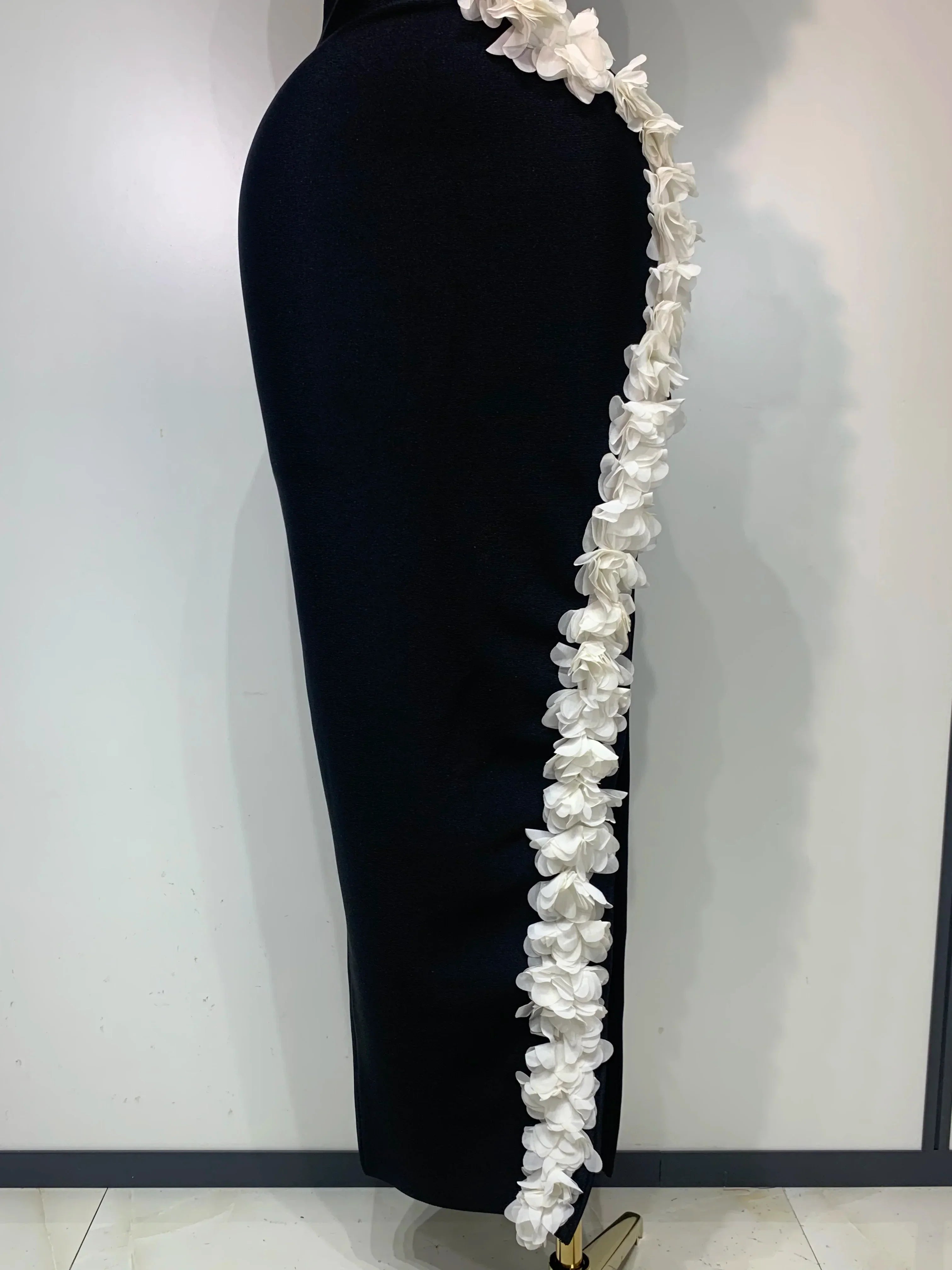 Women Sexy O Neck Flower Cut Out Maxi Long Bodycon Bandage Dress  Celebrity Elegant Evening Club Party Birthday Dress