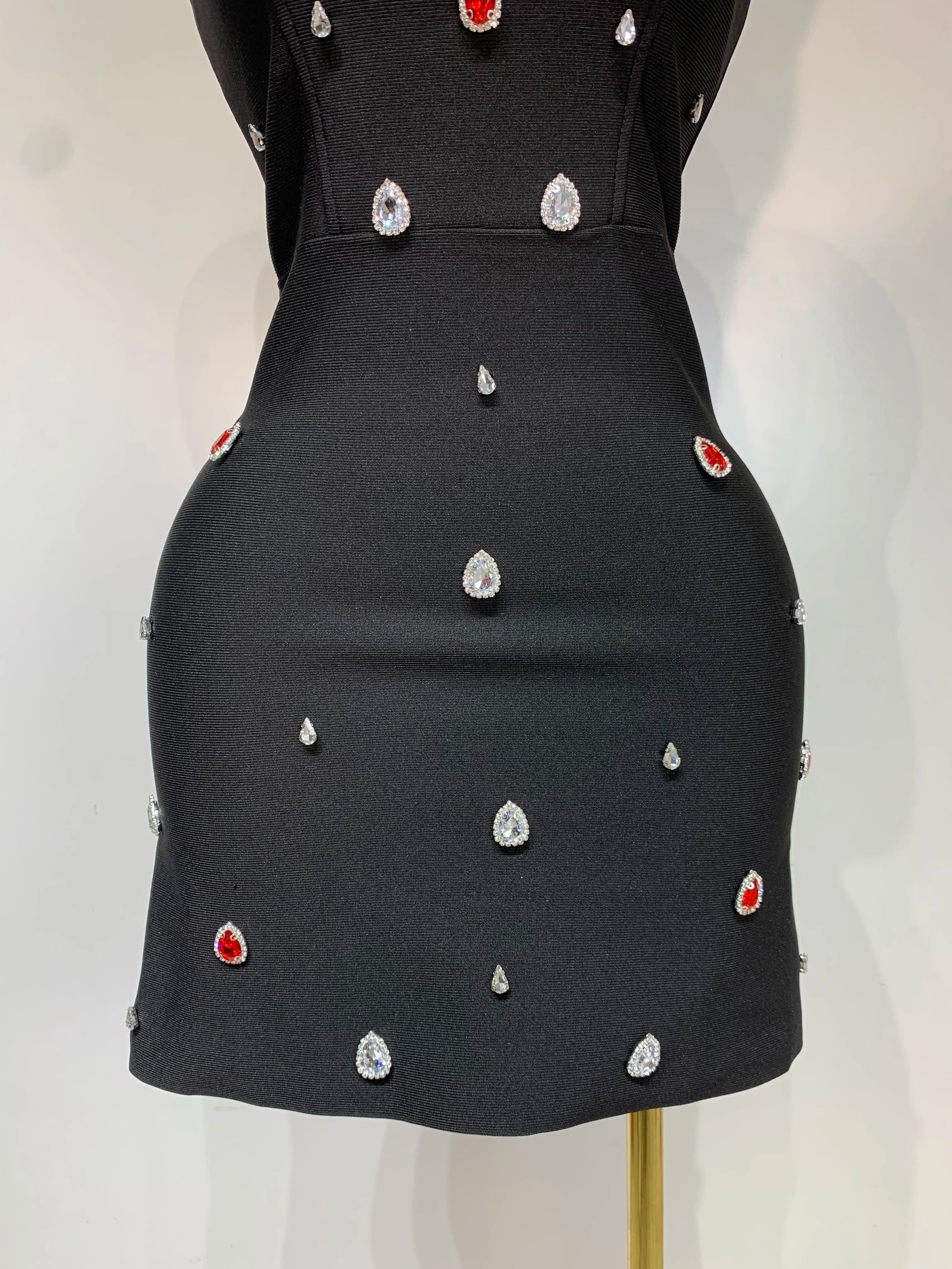 Women Sexy Strapless Colorful Crystal Bodycon Mini Bandage Dress  Spring Elegant Party Celebrate Birthday Outfit