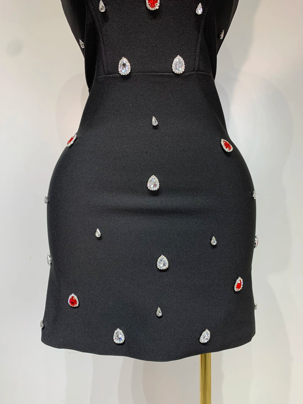 Women Sexy Strapless Colorful Crystal Bodycon Mini Bandage Dress New Spring Elegant Party Celebrate Birthday Outfit