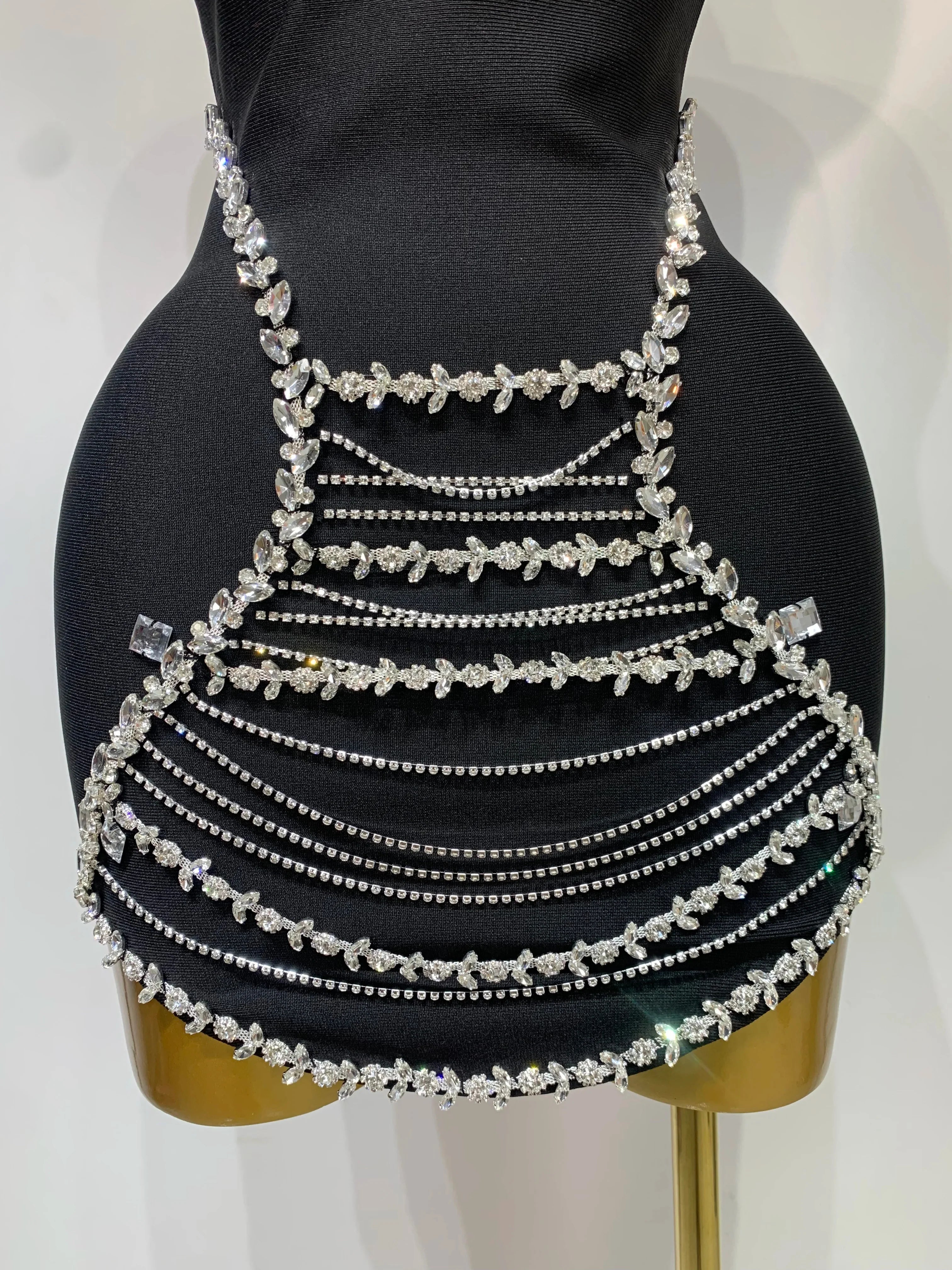 Sparkly Rhinestones Chain Bodycon Strapless Mini Bandage Dress  Women Backless Luxury Birthday Evening Party Club Dresses