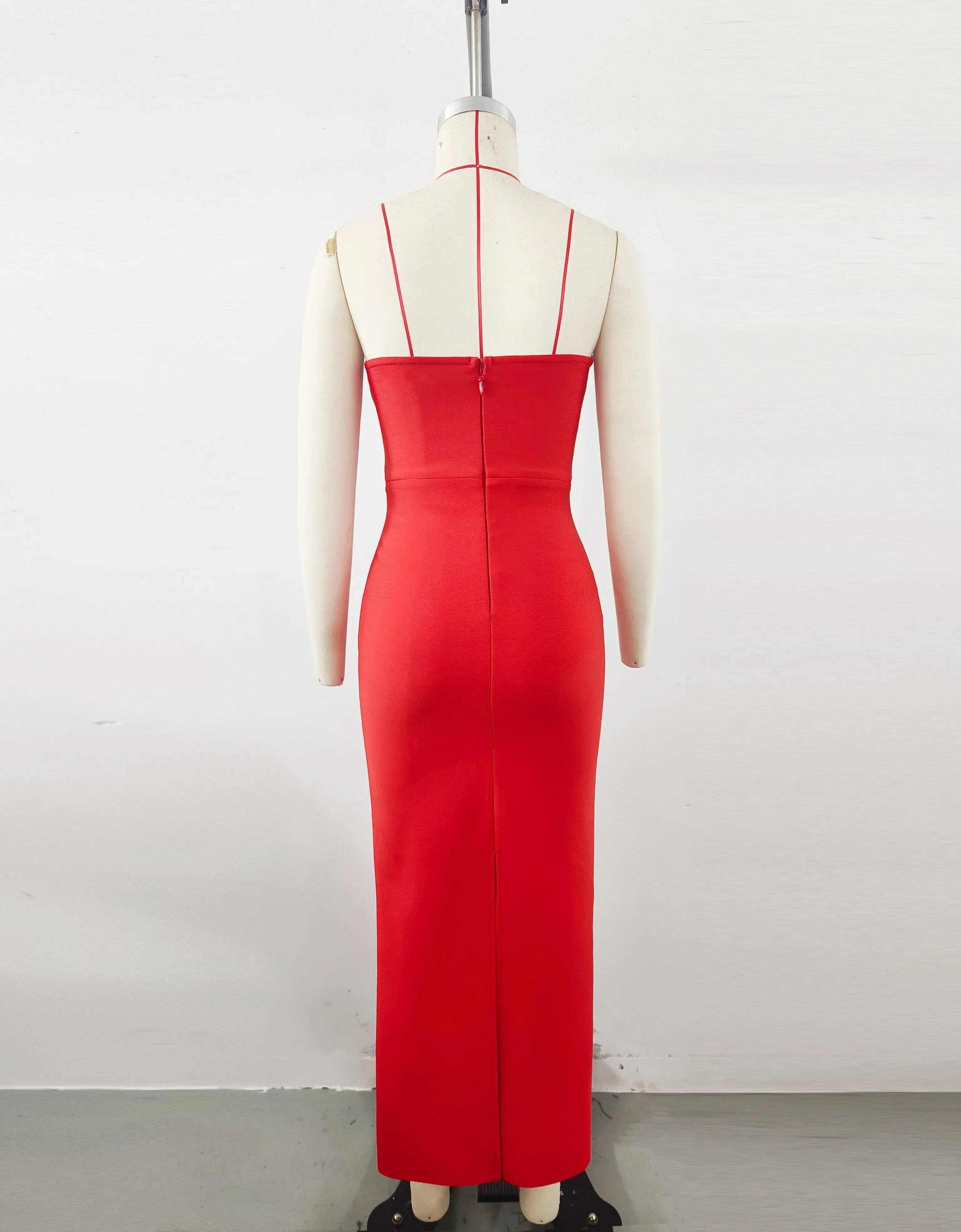 Red Color Women Sexy Strapless Shinning Crystal Bodycon Long Bandage Dress Wedding Mermaid Celebrate Evening Party Outfit