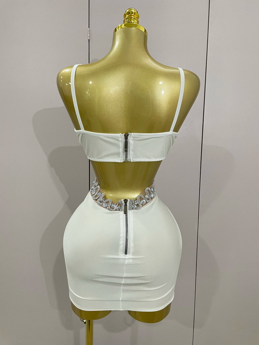 Luxury Shiny Diamond Chain White Sexy Sleeveless Bodycon Mini Dress Evening Birthday Party Nightclub Stage Costume