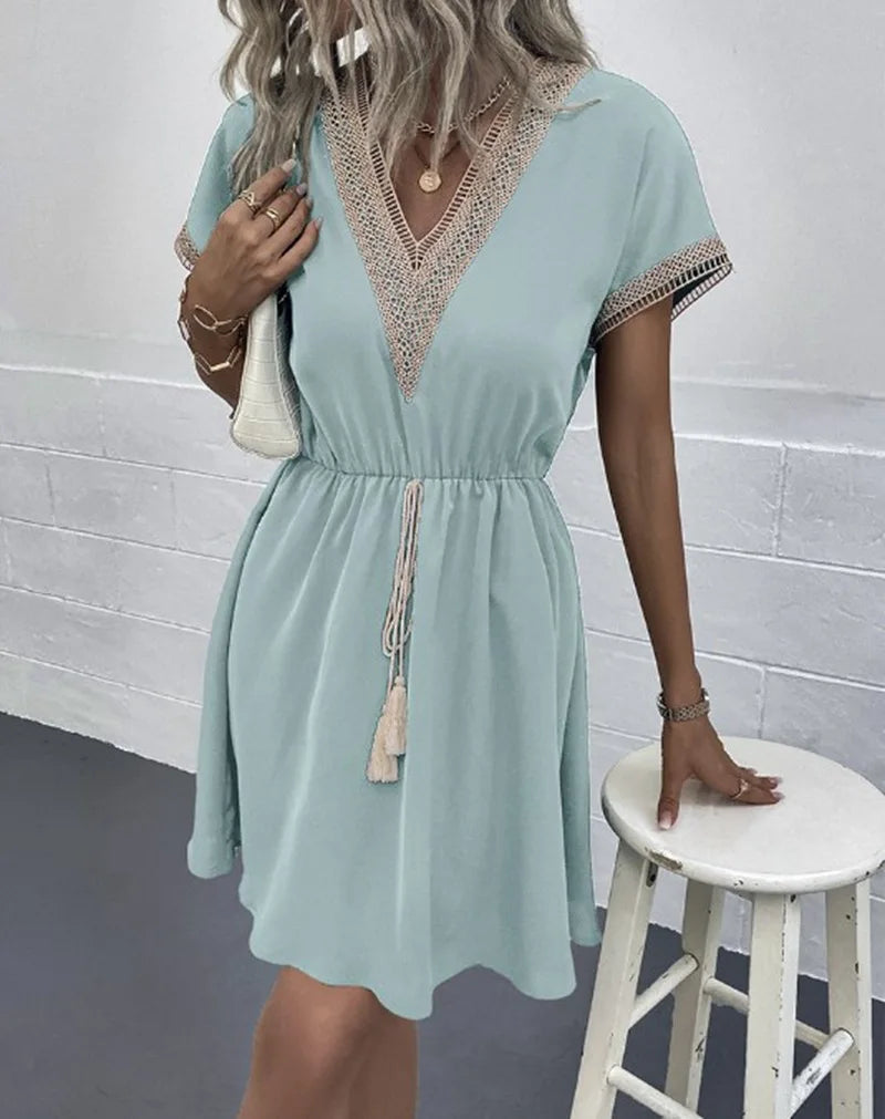 Lace VNeck Panel Short Sleeve Midi Dress