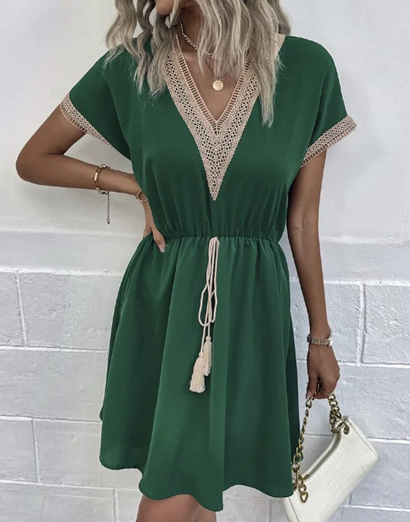 Fresh Sweet Solid Short Lace VNeck Waist Panel Skirt Midi Dresses