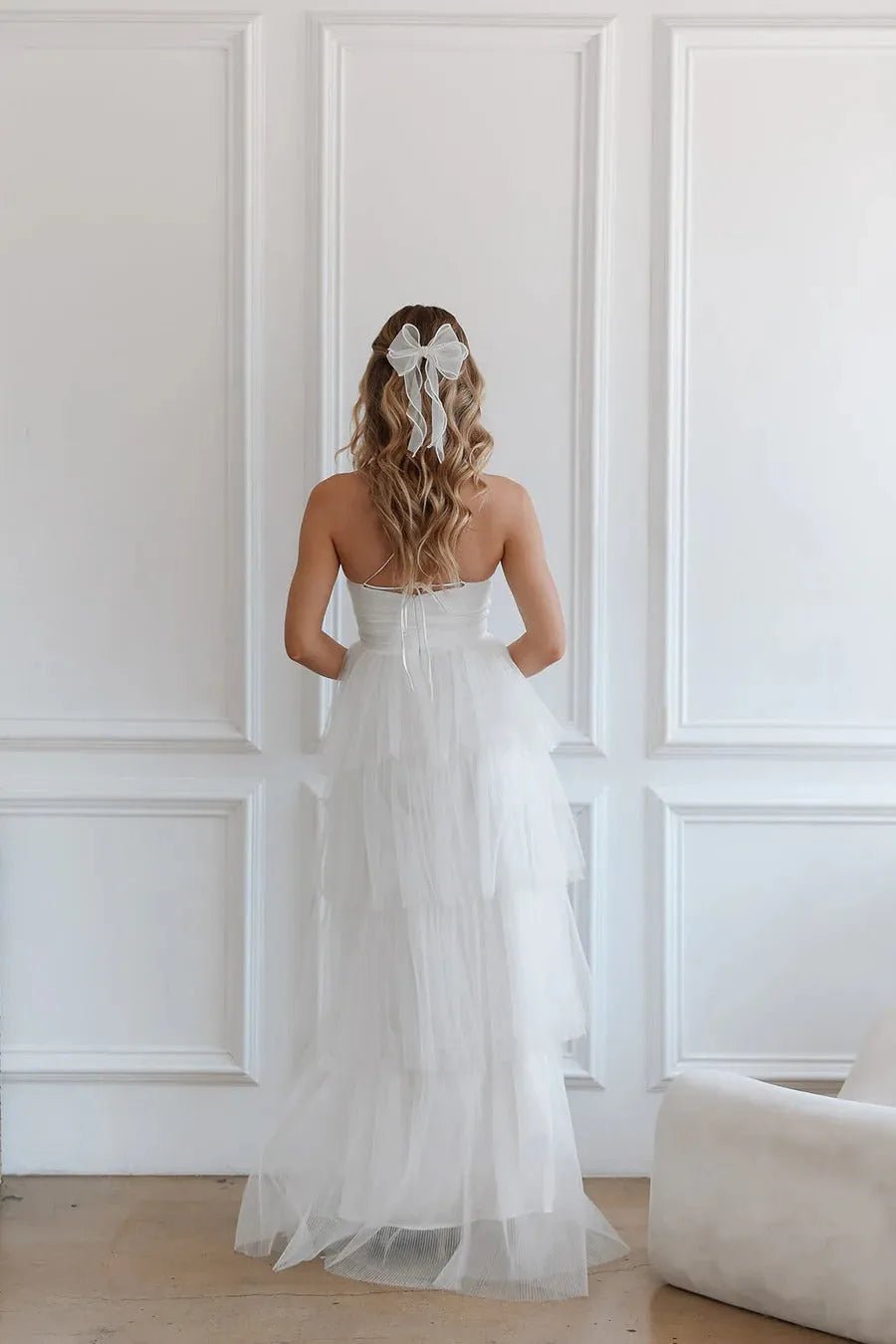 Layers of Tulle with Criss-cross Back Wedding Dress Train Dress Satin Bow Court Bridal Gown Vestido De Novia Simple Skirt