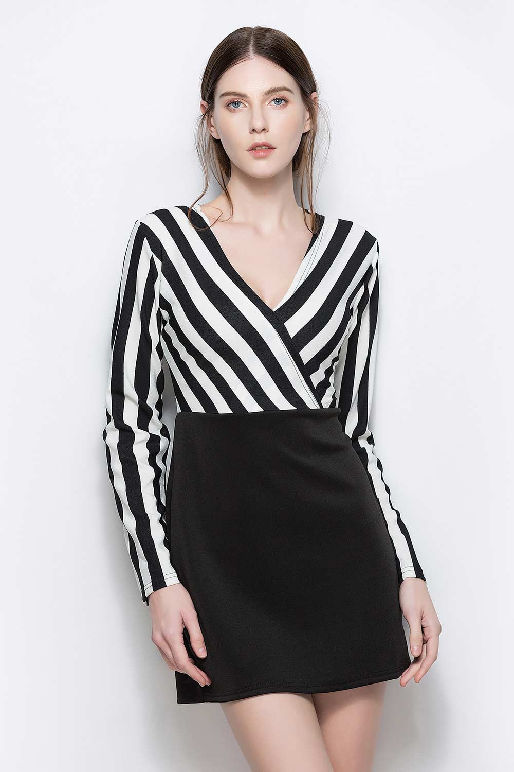 V Neck Striped Long Sleeve Short Dress - Mislish