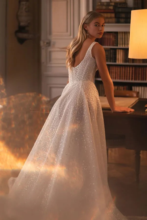 Elegant A-Line Marriage Dress with Straps, Square Neckline, and a Natural Waistline for a Stunning Bridal Look