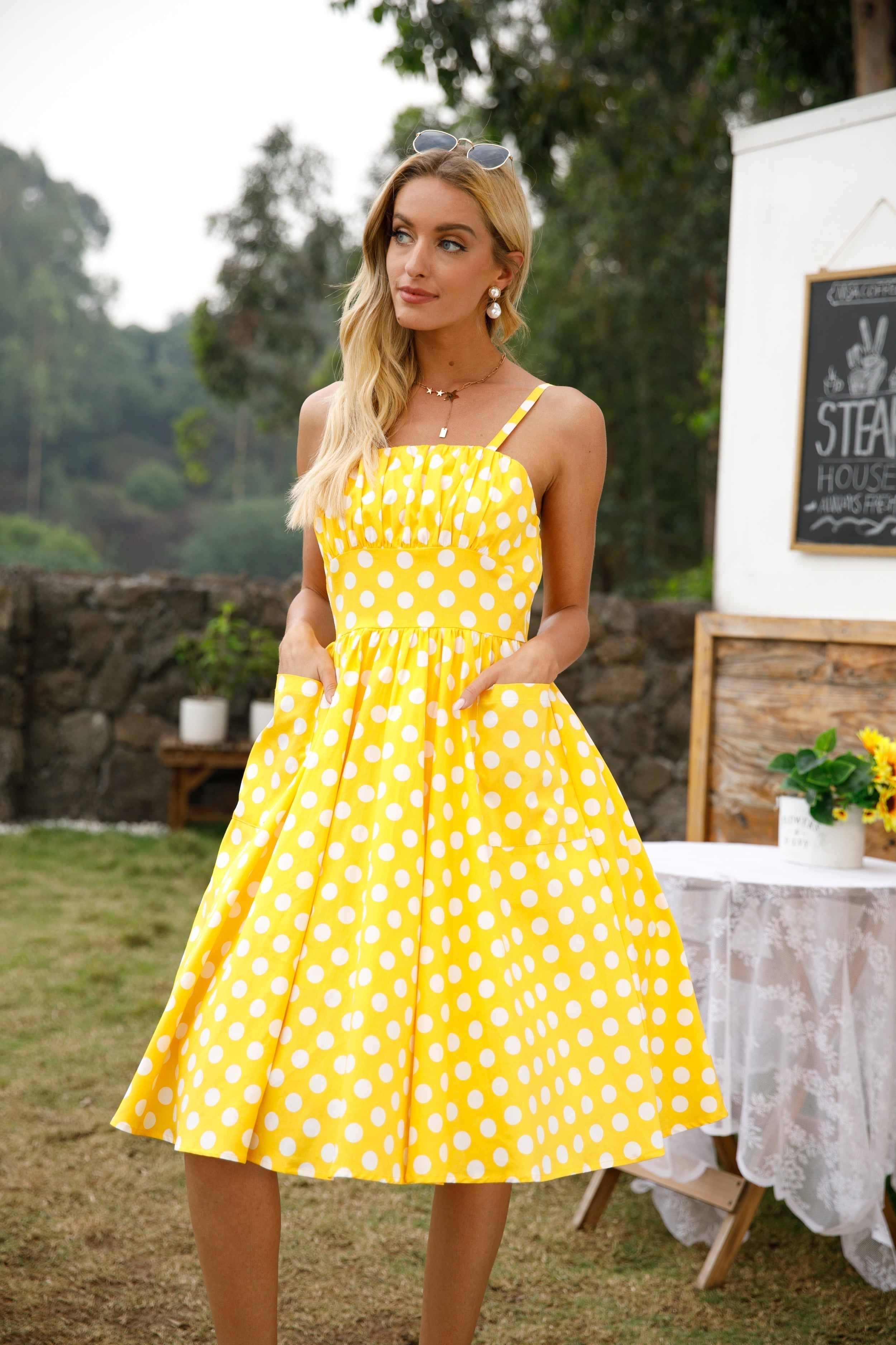 Womens 1950s Retro Rockabilly Princess Cosplay Dress with pockets polka dot apron 50's 60's Party Costume Gown(S 2XL)