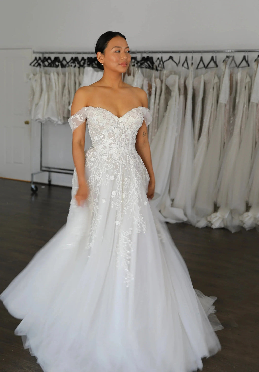 Detachable Off-the-Shoulder Tulle Lace Sleeves Wedding Dress Vestido De Novia Bow Satin Court Train Dress Bridal Gown Skirt