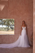 Princessy Ethereal Tulle A-Line Wedding Gown on Spaghetti Straps Bridal Gown Court Train Princess Modern Wedding Dress Vestido De Novia Mermaid Bow Satin