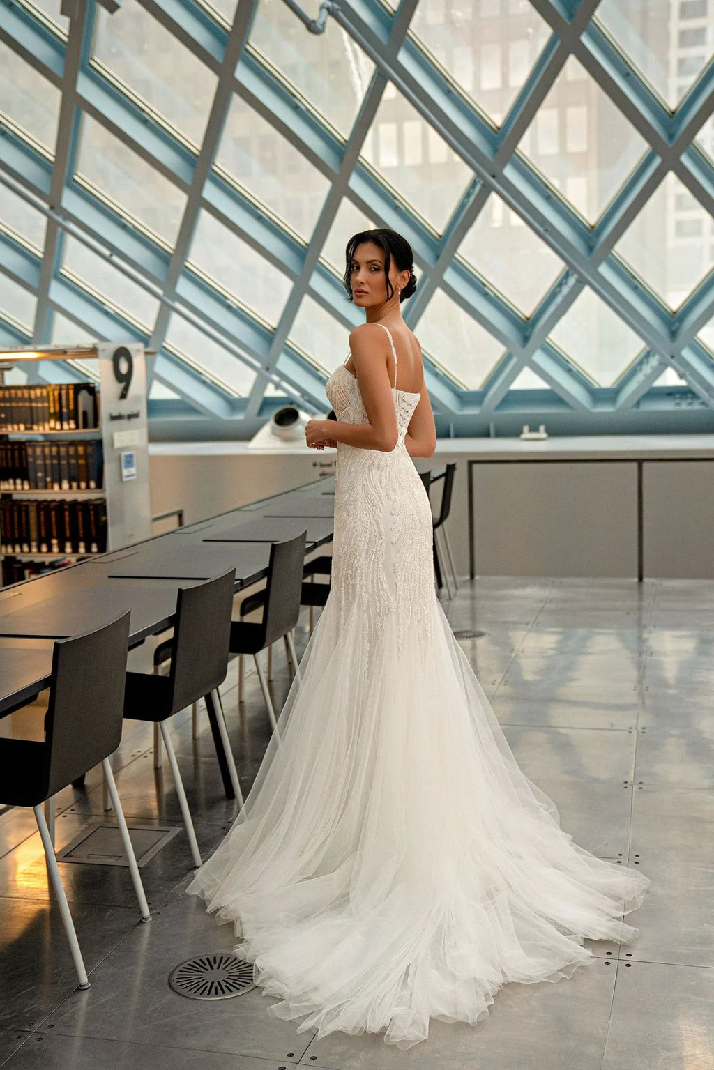 Lace Illusion Bride Dress Spaghetti Straps Long Train Women Wedding Dresses Customized Detachable Sleeves Luxury Bridal