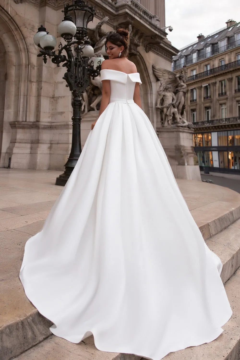 Roundness Shoulder Dress Bow Court Train Modern Mermaid Satin Gown Vestido De Novia Princess Bridal Sleeveless