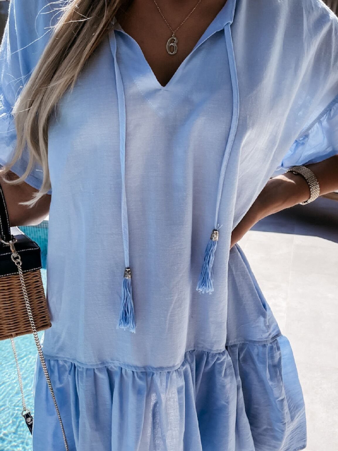 V neck Short sleeved Solid Color Short Dress